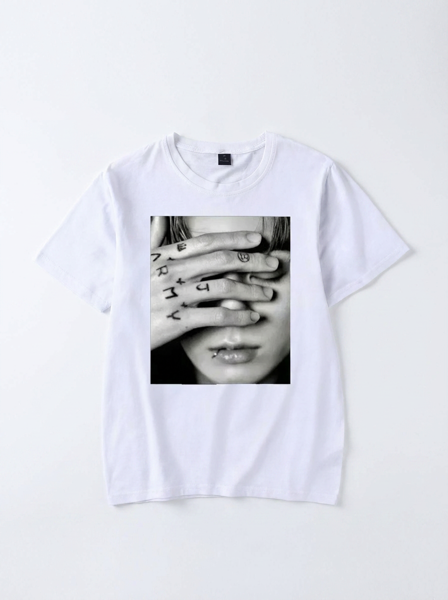 K-Pop Fan T-Shirt – Jungkook & Suga Aesthetic Tee