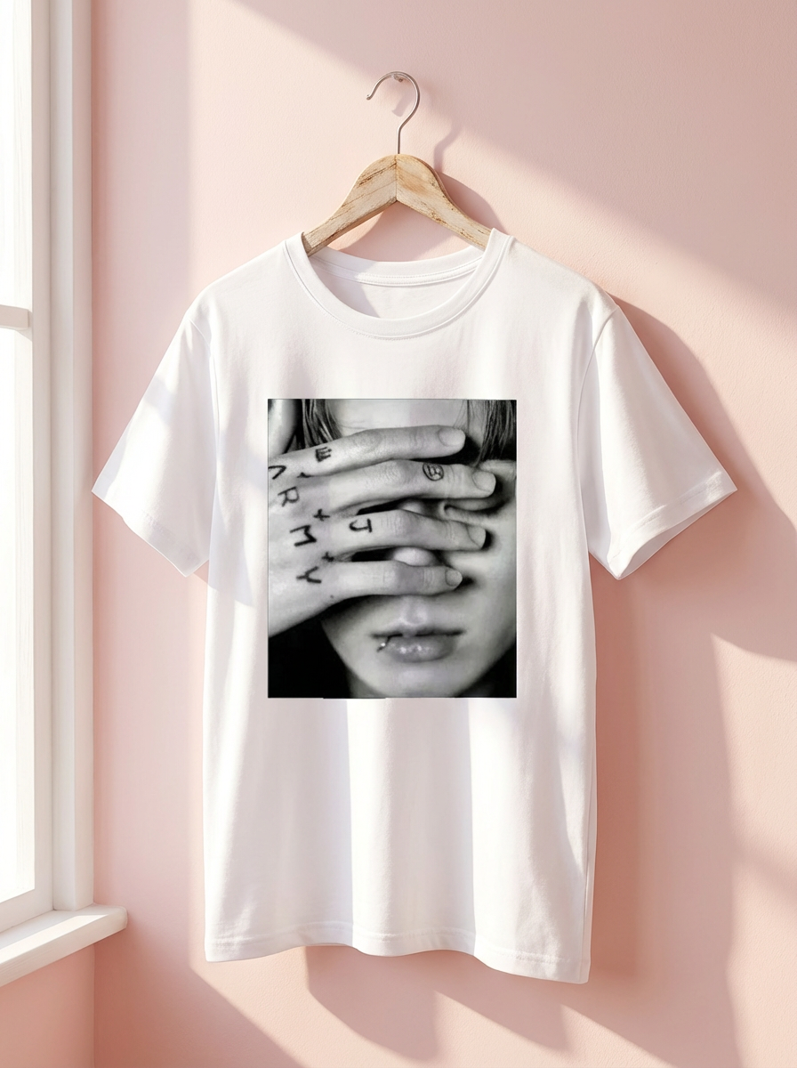 K-Pop Fan T-Shirt – Jungkook & Suga Aesthetic Tee